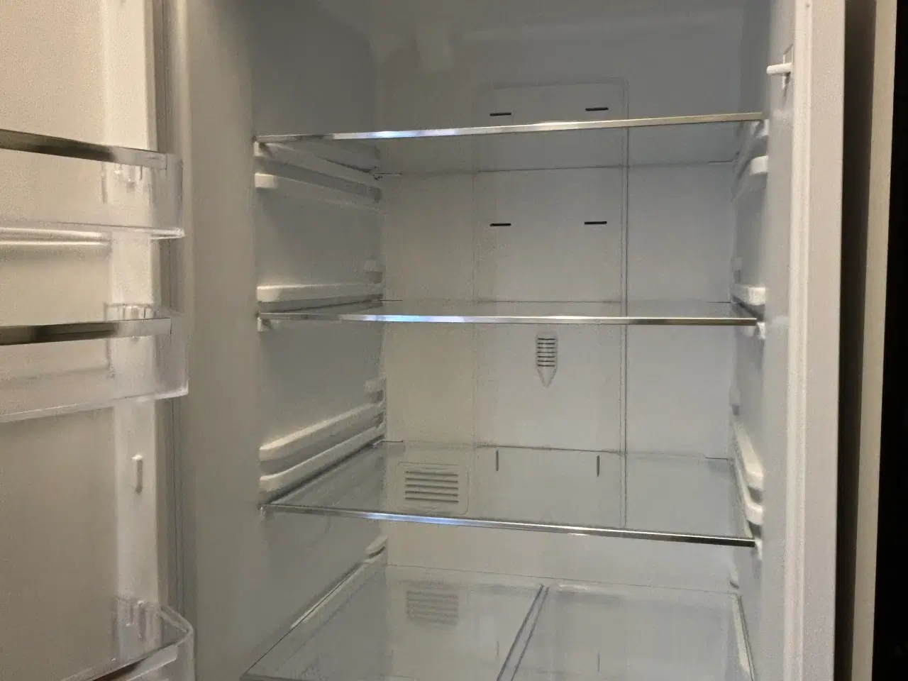 Billede 3 - Rigtig fin køle/fryseskab