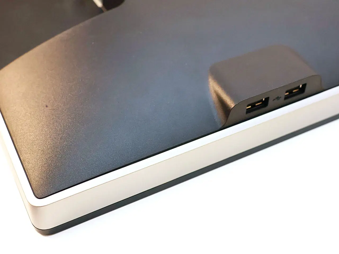 Billede 5 - 24" Dell UltraSharp U2412Mb