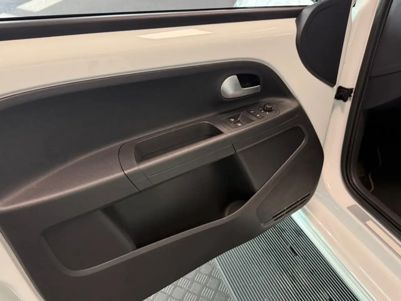 Billede 9 - VW e-Up!  Move Up!