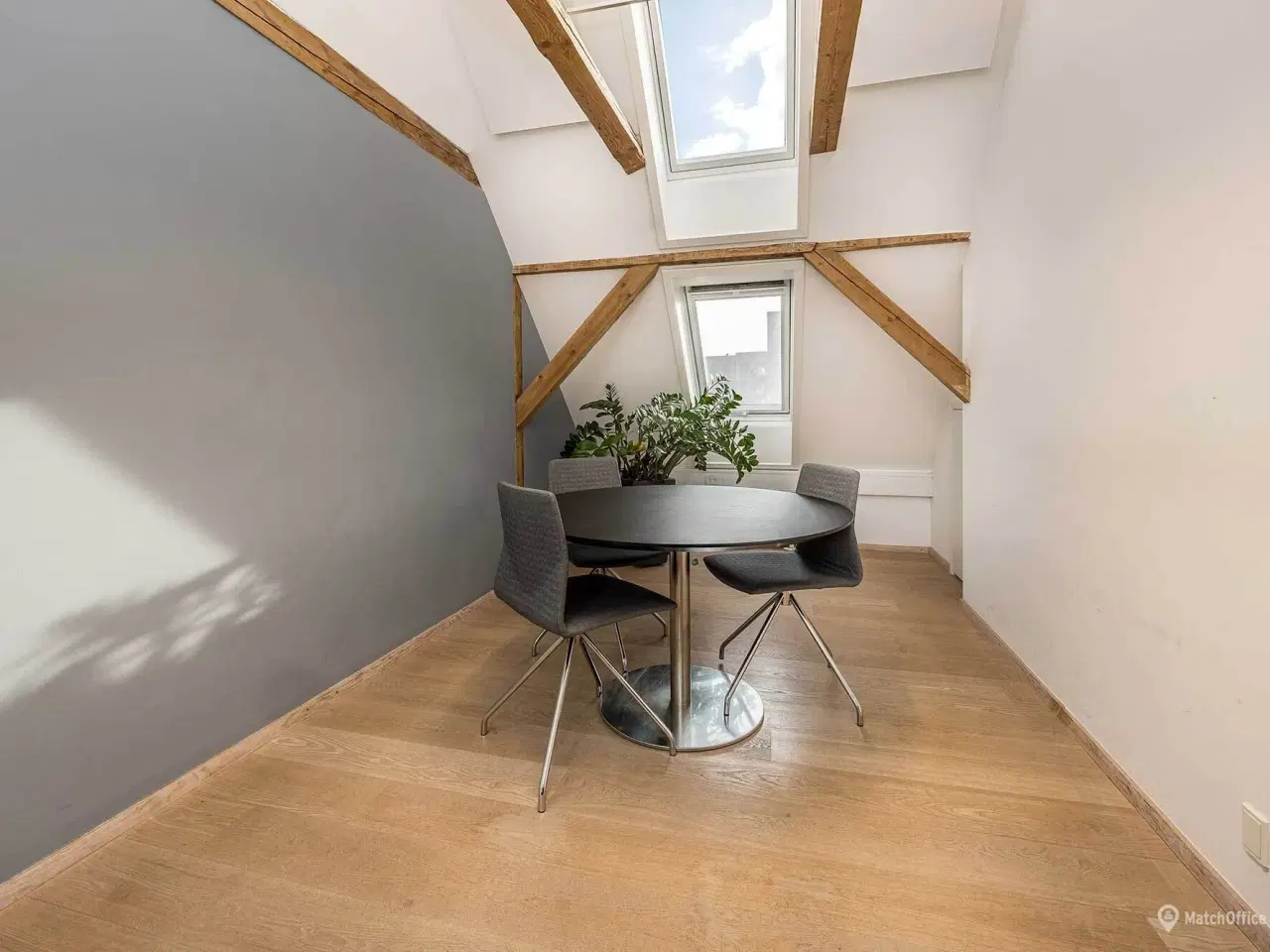 Billede 6 - Sublimt kontorlejemål tæt på Glostrup Station med fælles kantine og konferencerum.