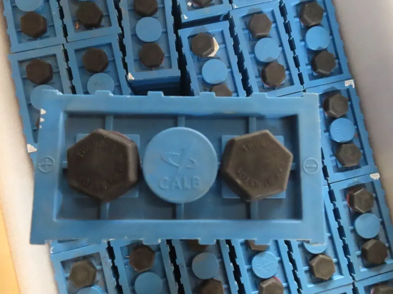 Billede 6 - Kasse med 30 stk lithium ion batterier CALB