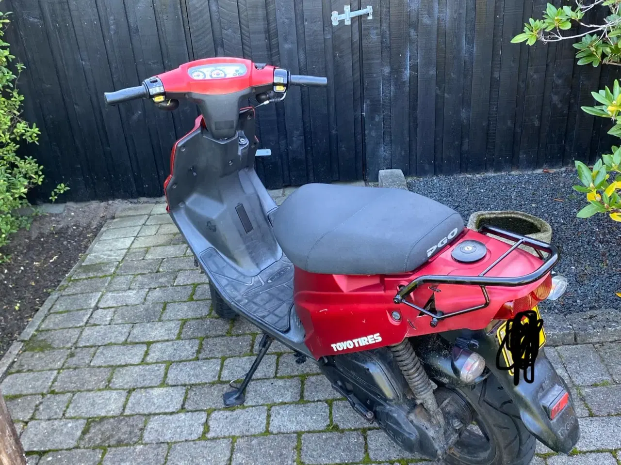 Billede 3 - Rød PGO hot 50 årgang 2009