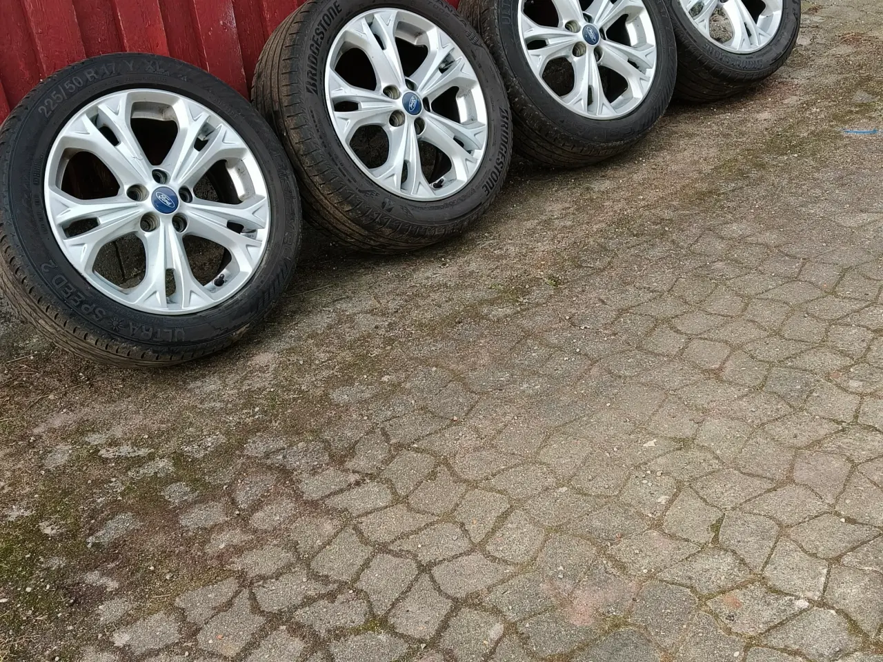 Billede 4 - Originale ford alufælge 225/50/17"5x108