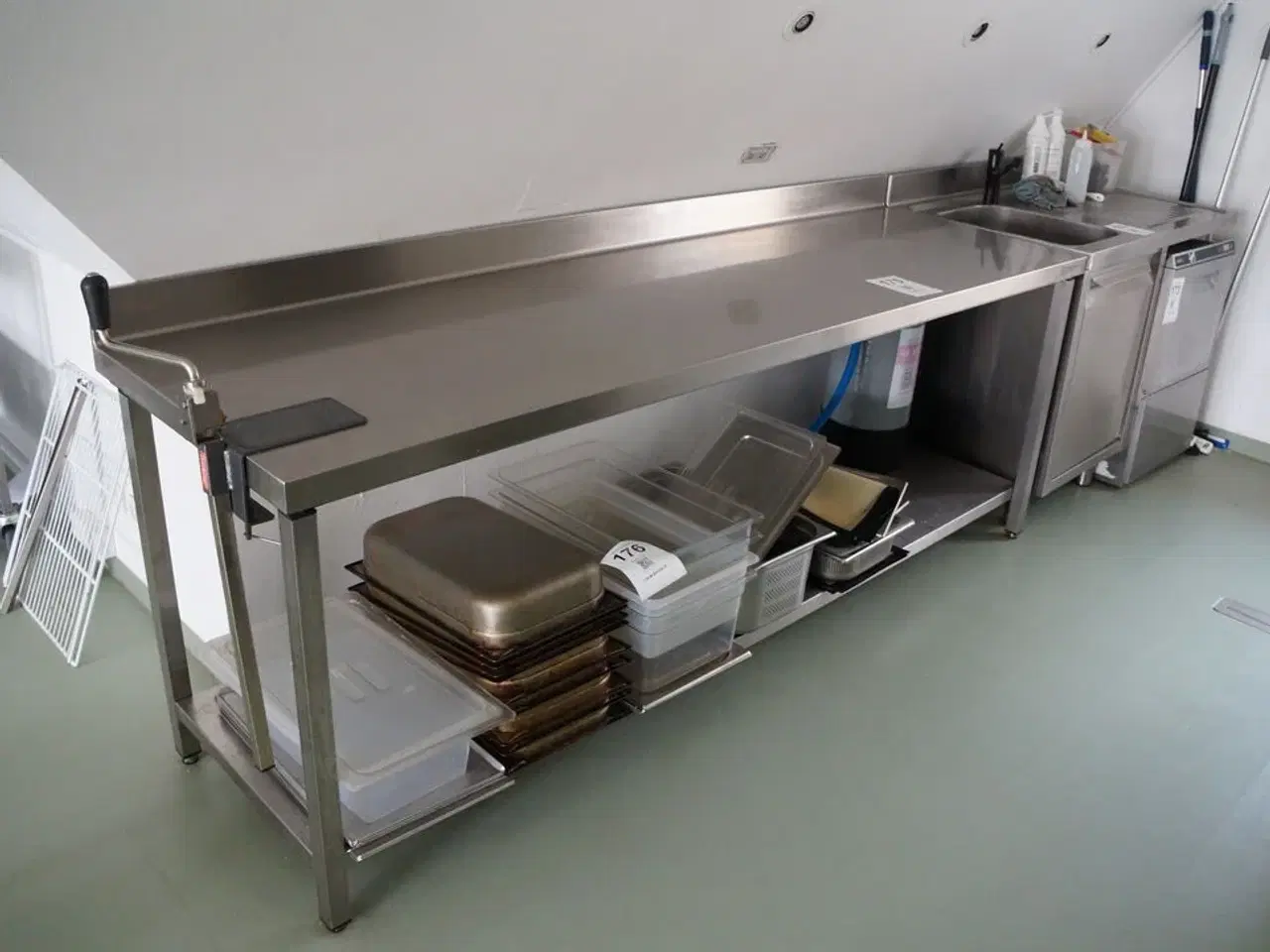 Billede 2 - Arbejdsbord i rustfri stål  ELECTROLUX 240x70x88 cm
