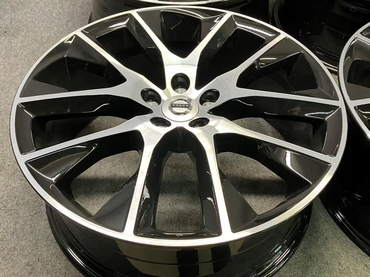 Billede 4 - ALUFÆLGE VOLVO V90 S90 20"