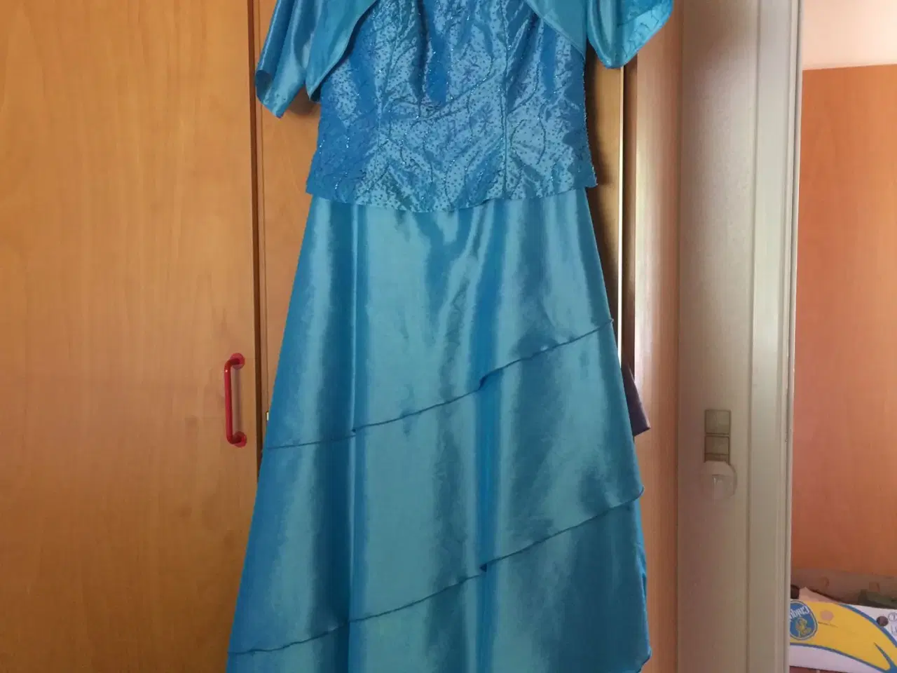 Billede 2 - selskabkjole  kjole