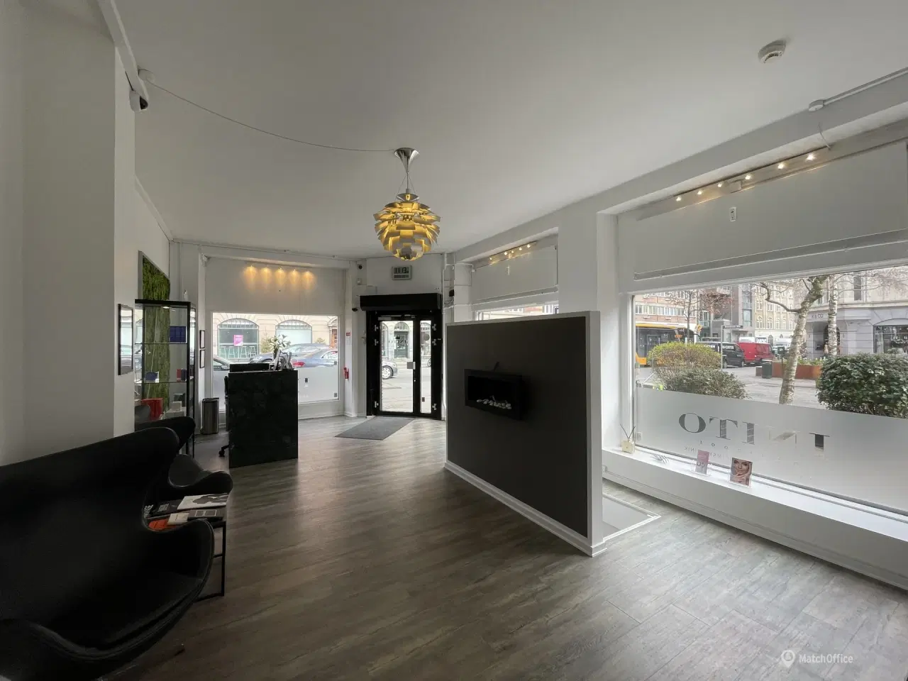 Billede 13 - SUPER GODT BELIGGENDE HJØRNELEJEMÅL UDLEJES