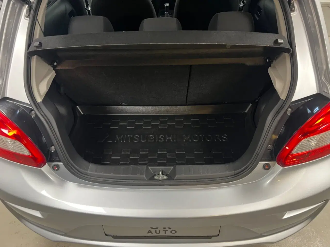 Billede 17 - Mitsubishi Space Star 1,2 Inlead