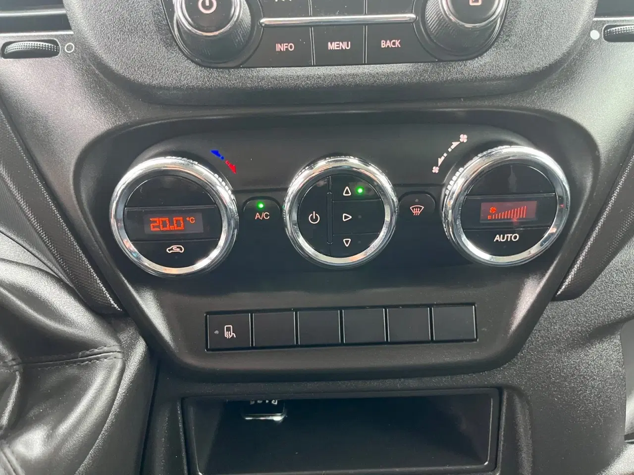 Billede 19 - Iveco Daily 3,0 35S18 Ladvogn m/tip