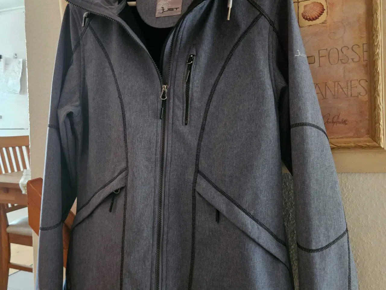 Billede 2 - VIND OG VANDAFVISENDE JAKKE 