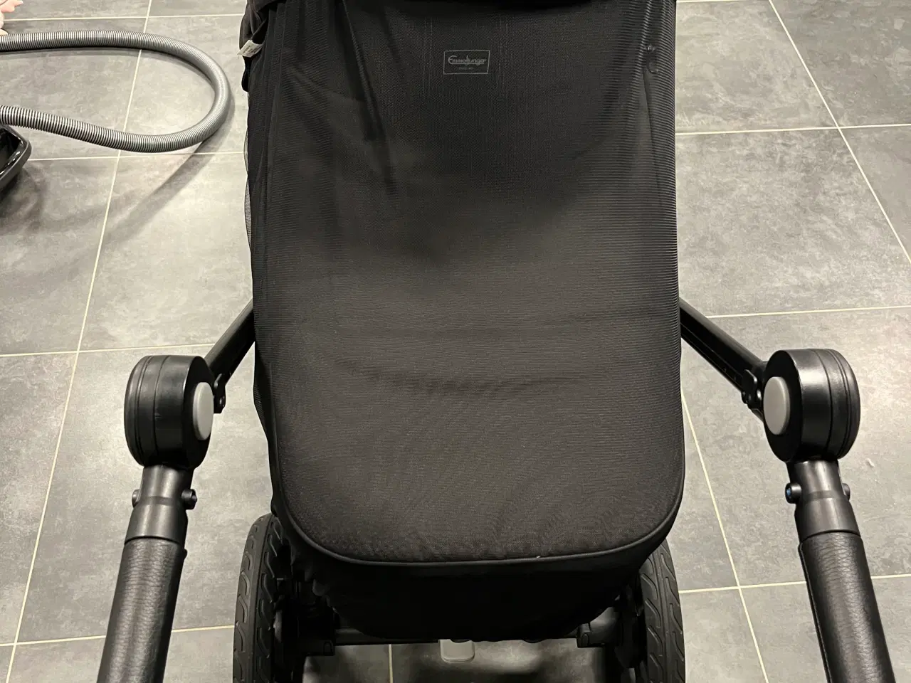 Billede 2 - Emmaljunga barnevogn med ekstra kasse