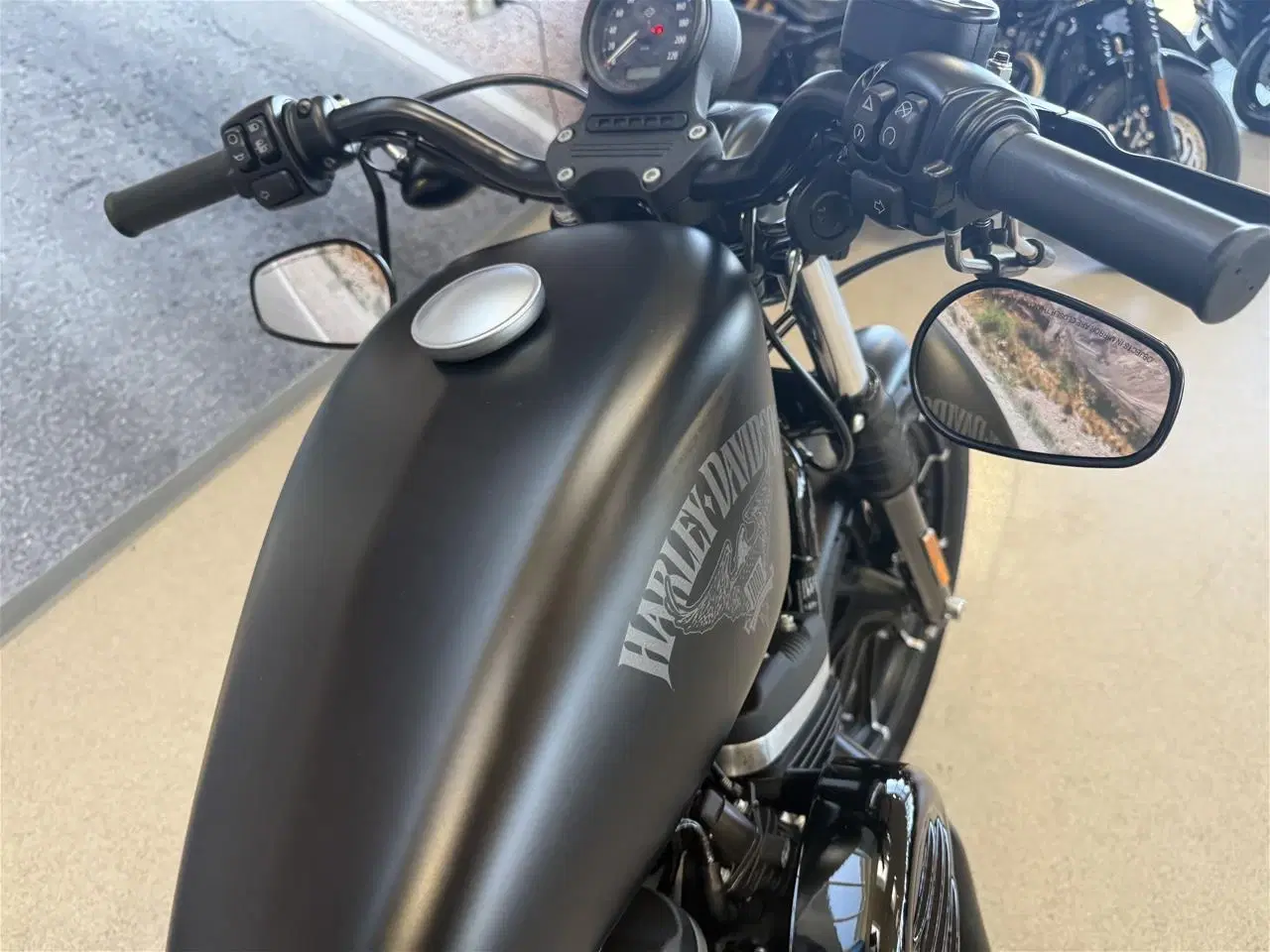 Billede 10 - Harley-Davidson XL 883 N Iron Sportster