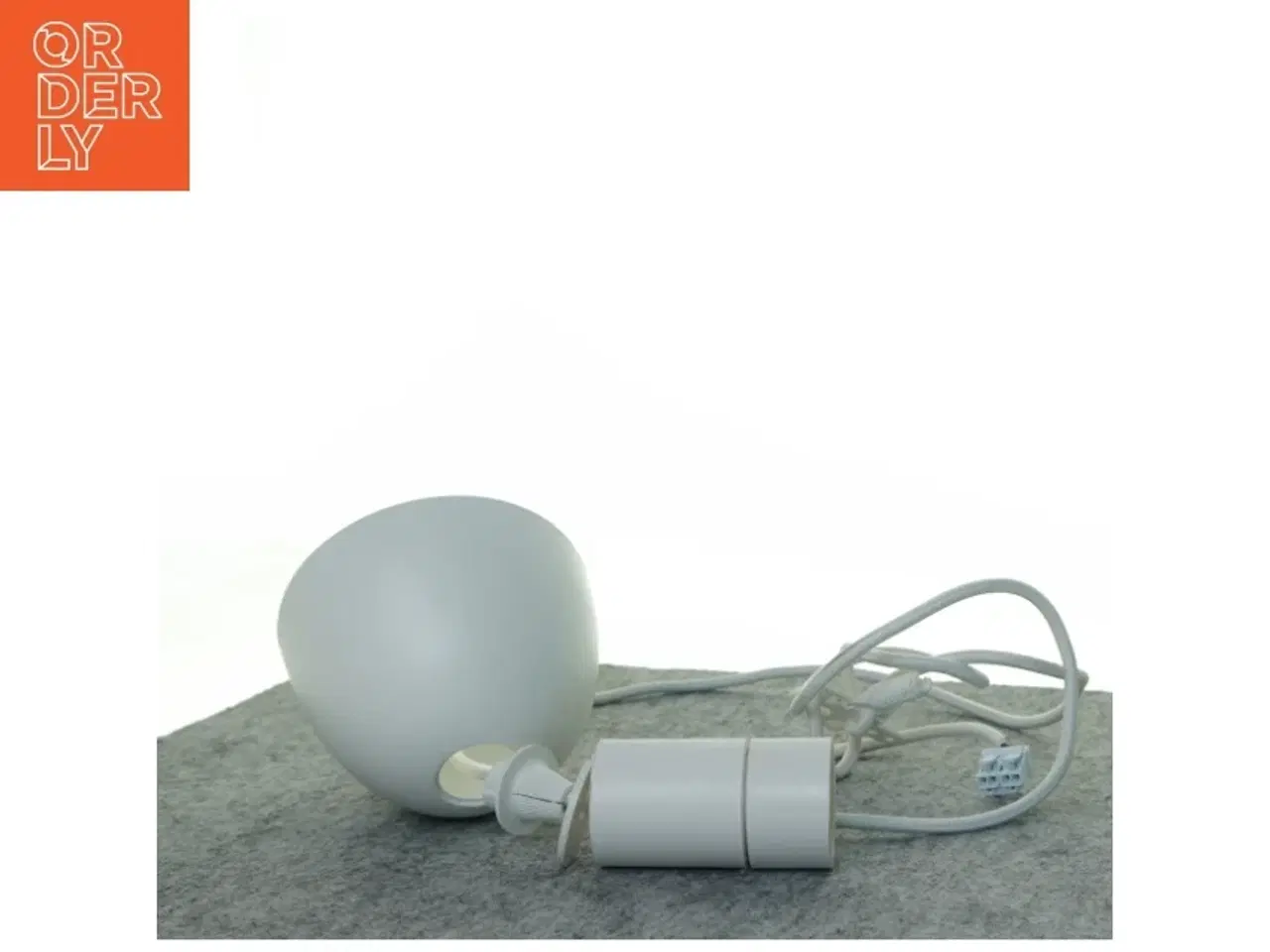 Billede 2 - Ophæng til lampe fra IKEA (str. 22 x 14 cm)