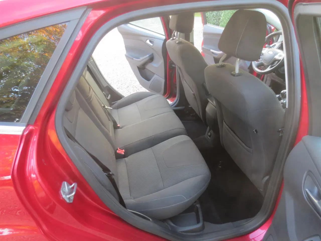 Billede 14 - Ford Focus 1.6 TD År 2011 Synet 2025.