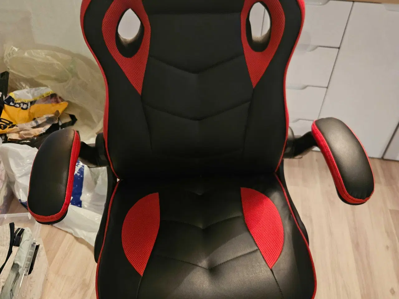 Billede 1 - Gamer stol, brugt få gange