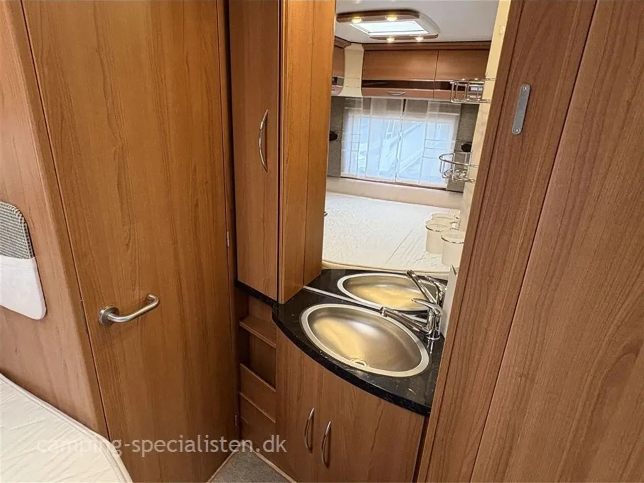 Billede 13 - 2012 - LMC Maestro 552 D   2012 LMC Maestro 552 D - Se den nu hos Camping-Specialisten.dk