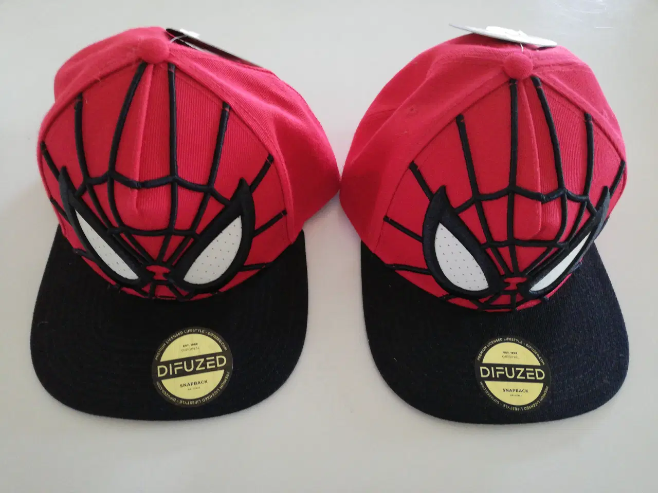 Billede 1 - Cap, Difuzed, Marvel, Pris pr stk 100,-