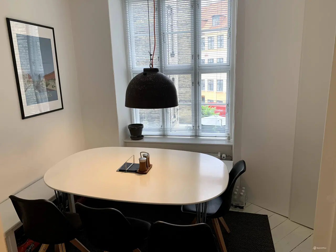 Billede 25 - Flyt direkte ind! 191 m² fuldt møbleret kontor med mødefaciliteter. internet og parkering – kun få skridt fra Nørreport
