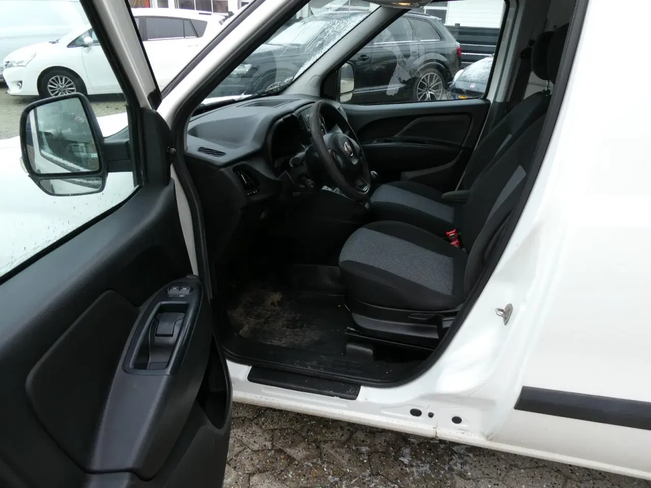 Billede 5 - Fiat Doblò Cargo 1,3 MJT 95 Professional L1