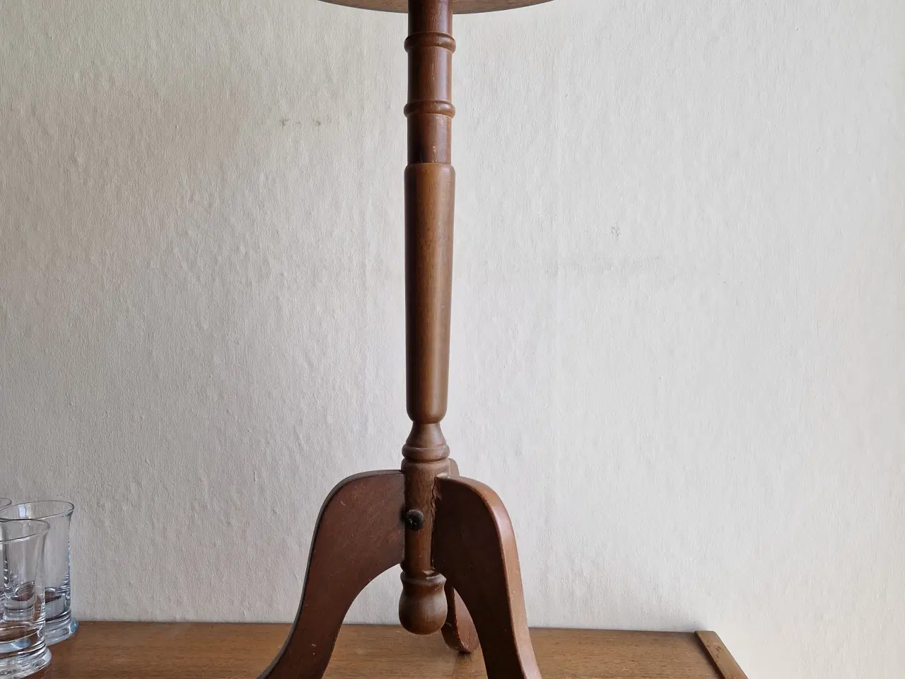 Billede 3 - Lille bord på 3 ben