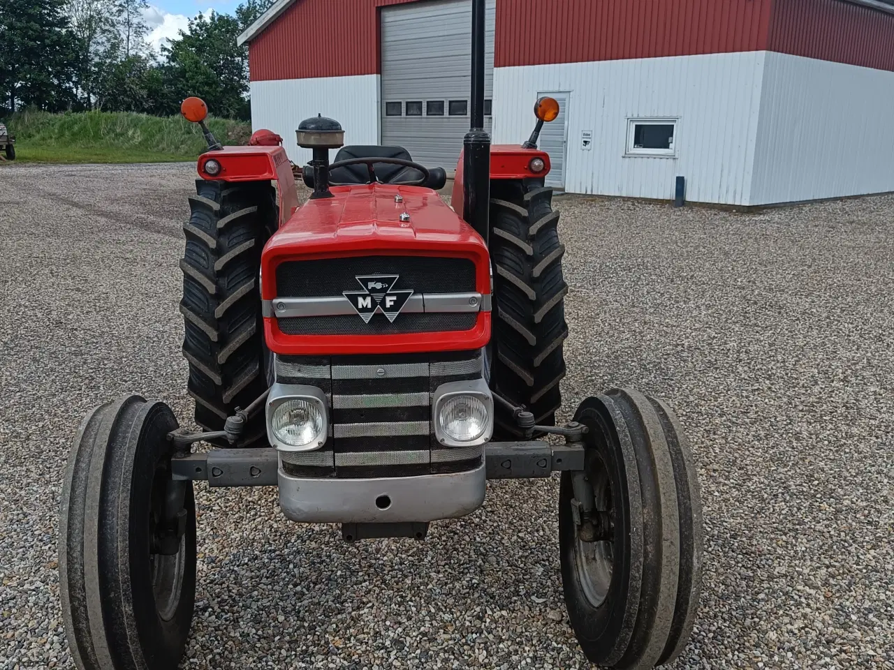 Billede 2 - Massey Ferguson 135    Traktor - 8 gear
