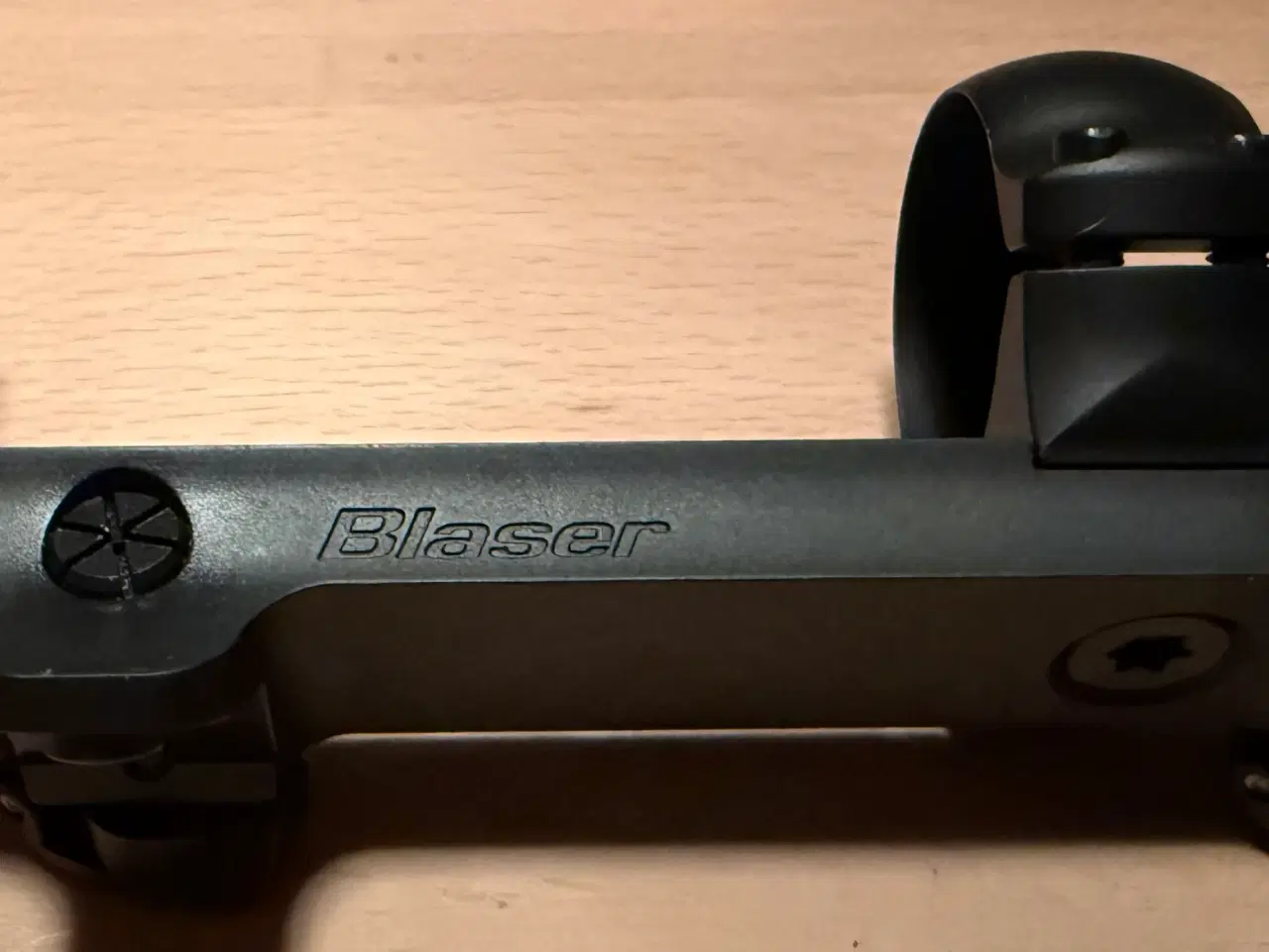 Billede 1 - Blaser R8 / K95 montage.