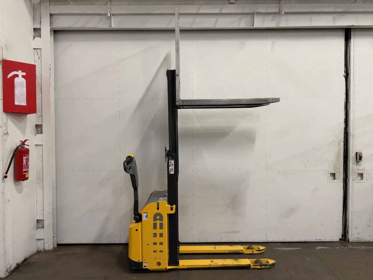 Billede 2 - Pallestabler med GEL batteri. Meget fin stand.!