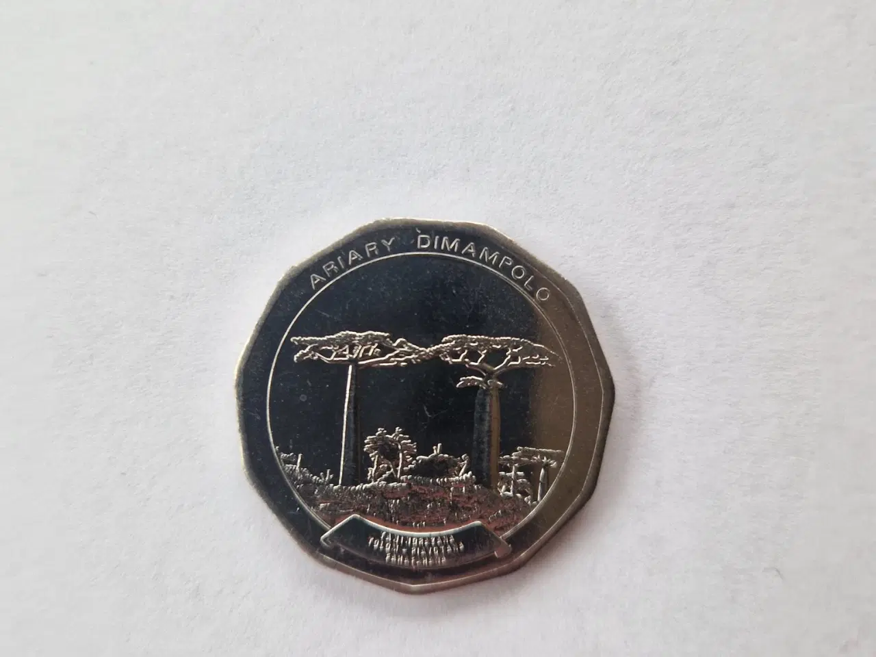 Billede 2 - 50 Ariary 1992 Madagascar