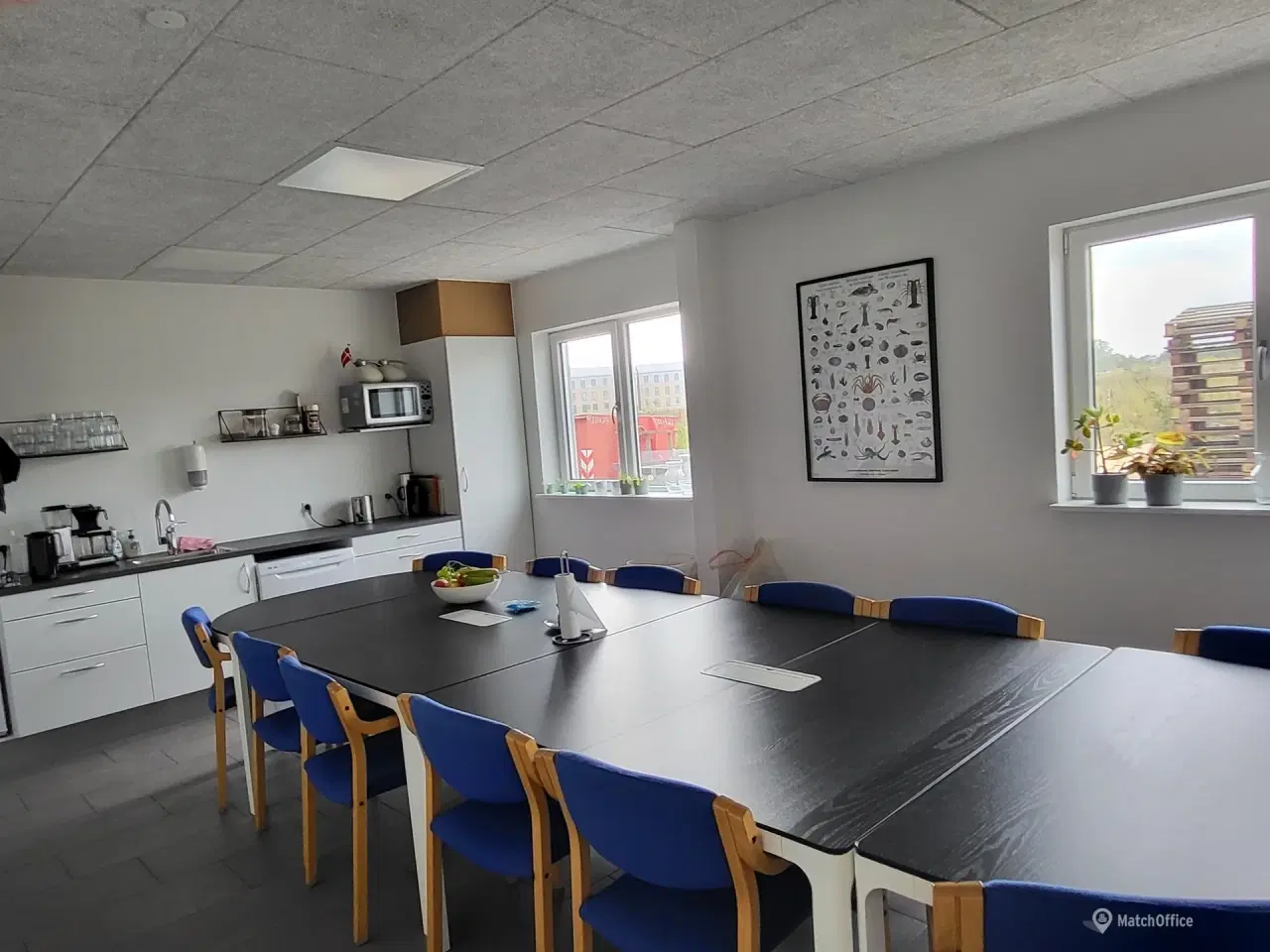 Billede 4 - 700 m² højloftet lager med kontor og showroom  indflytningsklart og velbeliggende