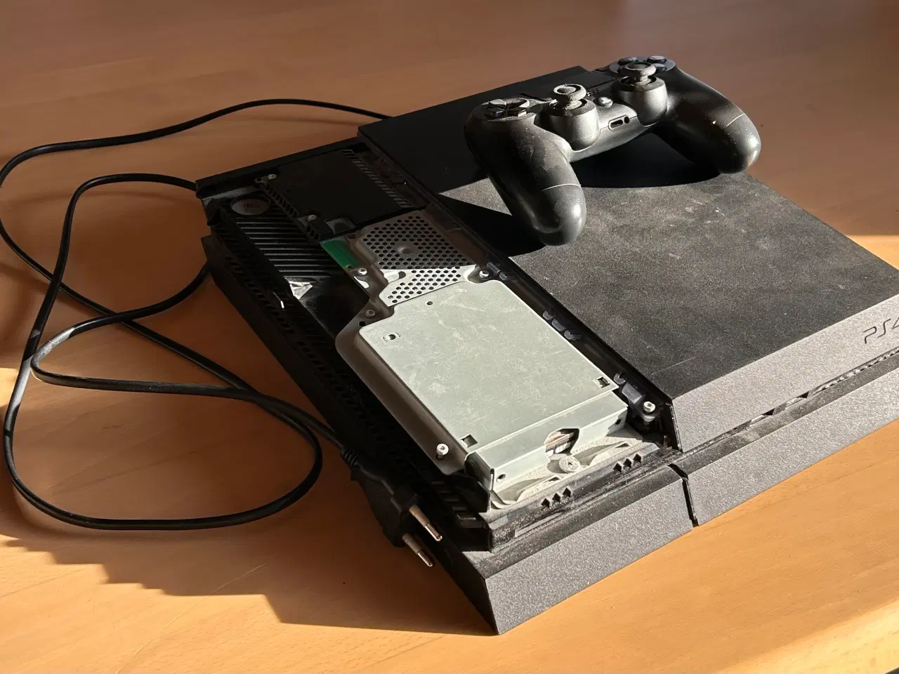 Billede 1 - Ps4, sæges