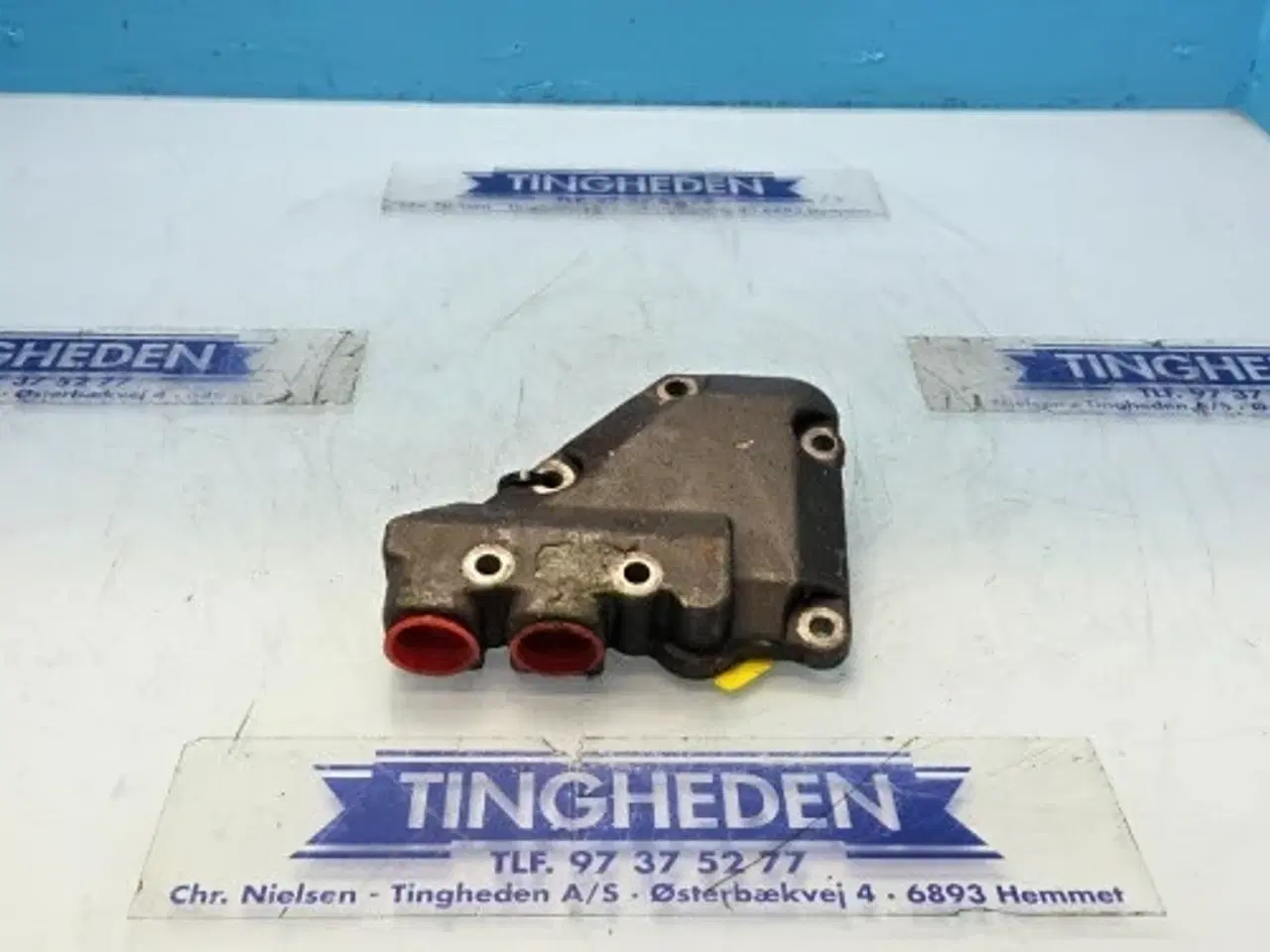 Billede 1 - John Deere  6068   Adapter Til Motoroliefilter   DZ122690