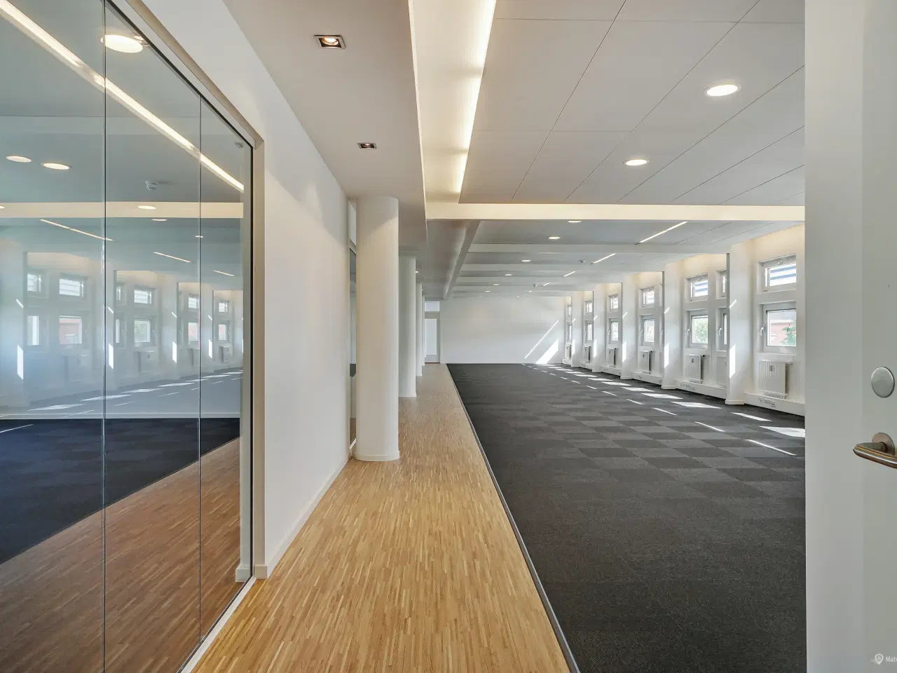 Billede 27 - Lyse og moderne kontorlokaler med rå kant