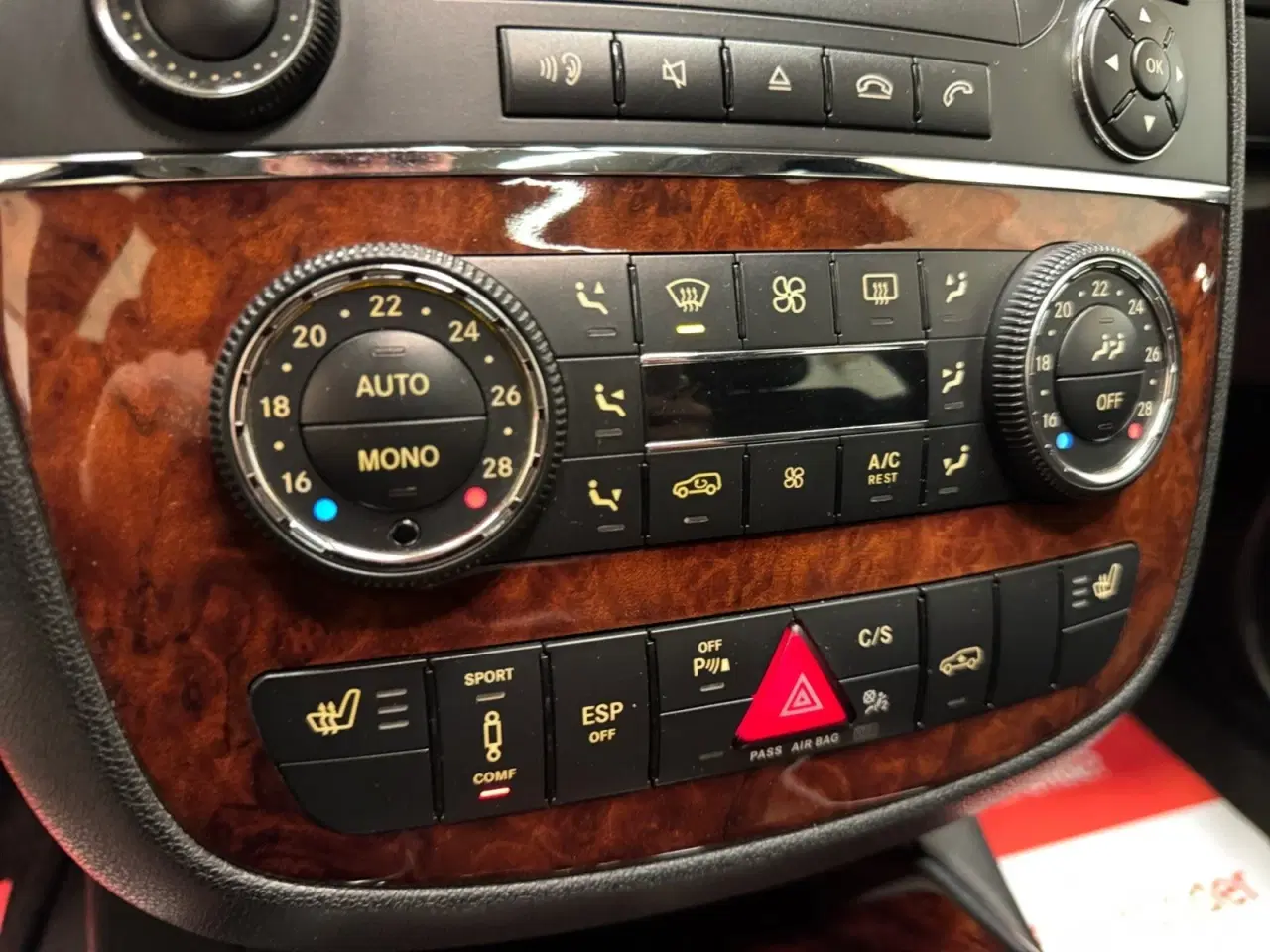 Billede 10 - Mercedes R320 3,0 CDi Elegance aut. 4Matic Van