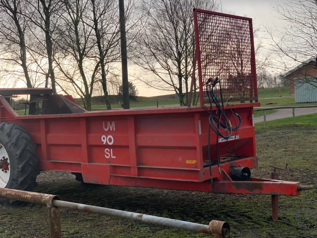 Billede 1 - Møgspreder med lodrette valser