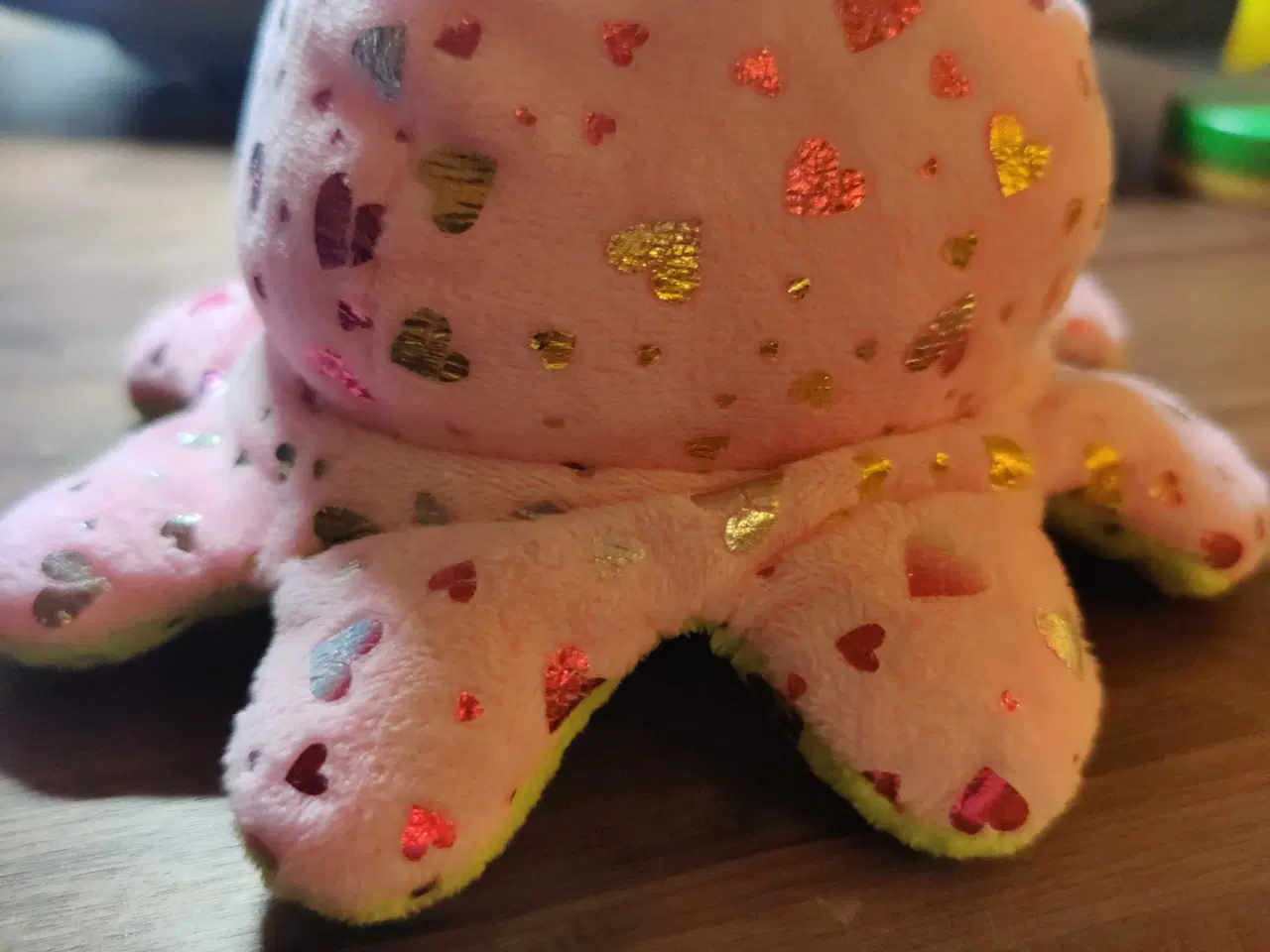 Billede 4 - Vendbar blæksprutte bamse – glad/sur – med hjerter