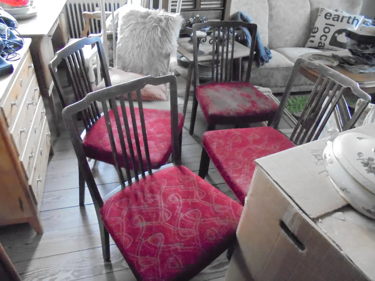 Billede 1 -  4 ældre spisebordsstole