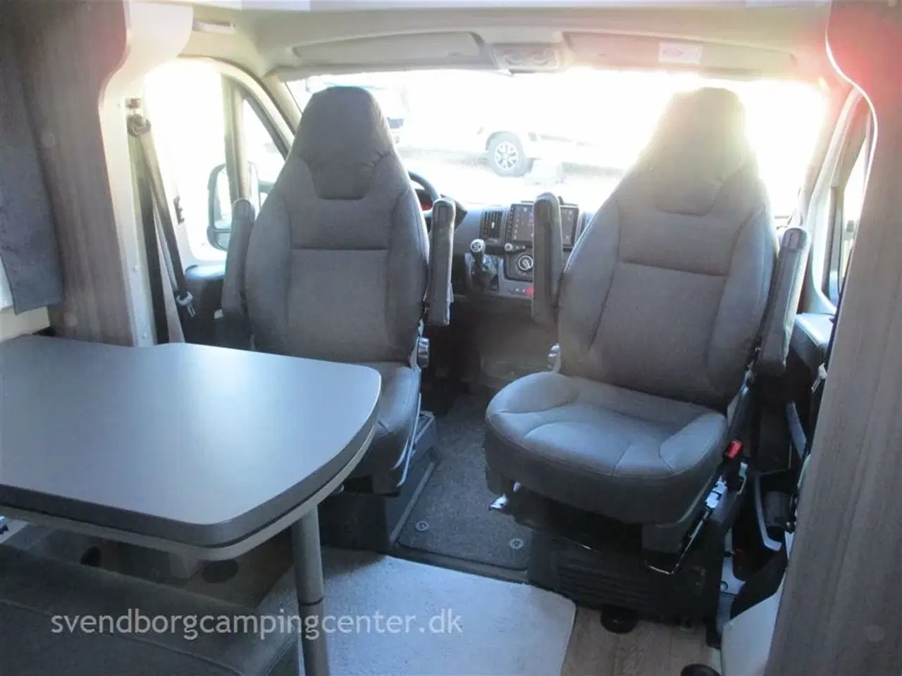 Billede 4 - 2022 - Hobby Ontour Edition V65 GE   Køreklar camper med alt i udstyr.  Skal ses og har kun kørt 24000 km fremstår som en ny.