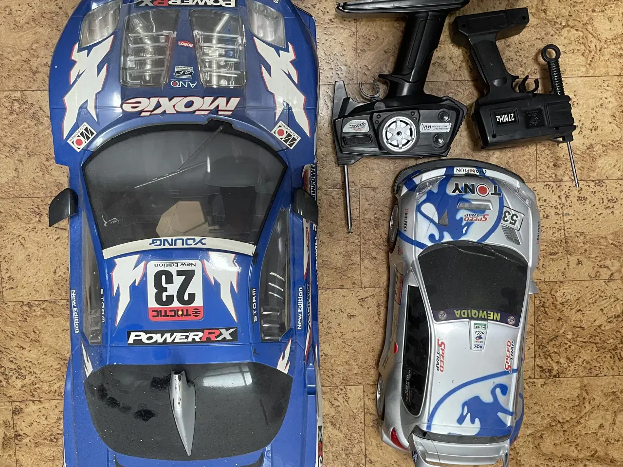 Billede 1 - Fjernstyret biler bortgives 