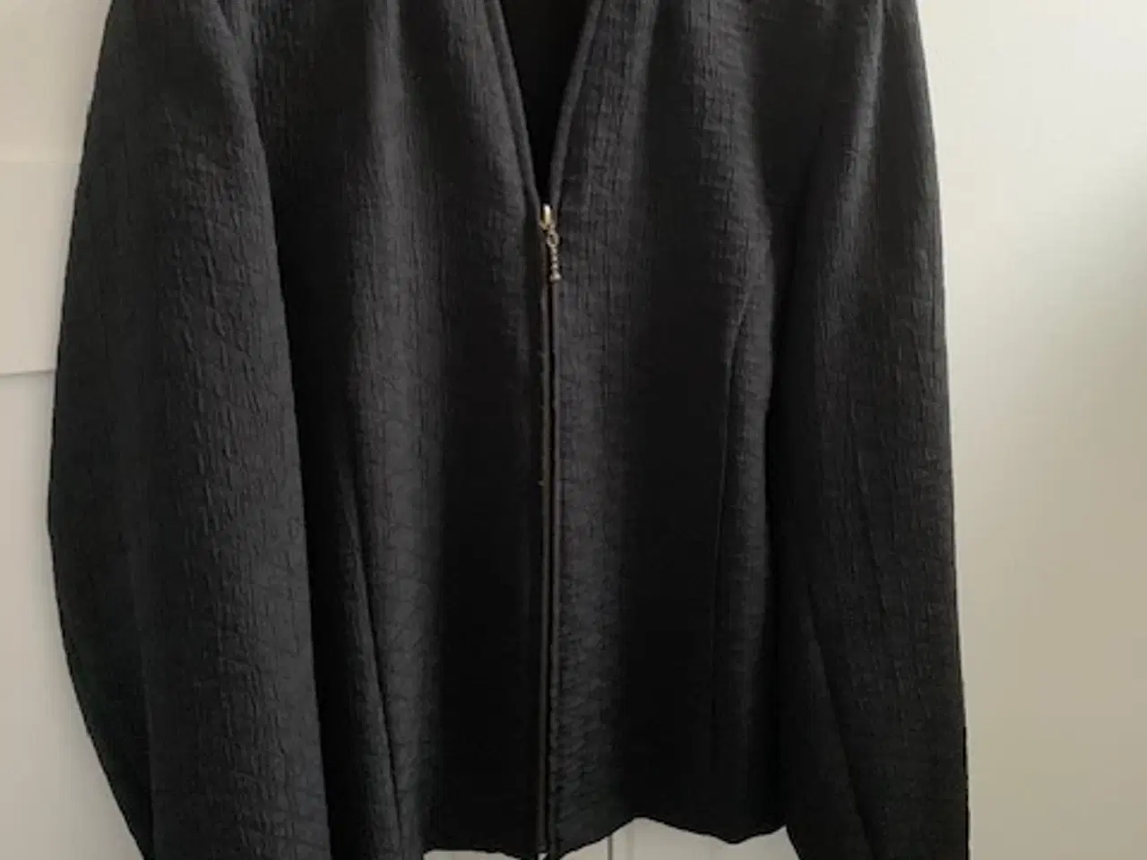 Billede 3 - Jakke / blazer og skjorte str. L Samlet pris 60 kr