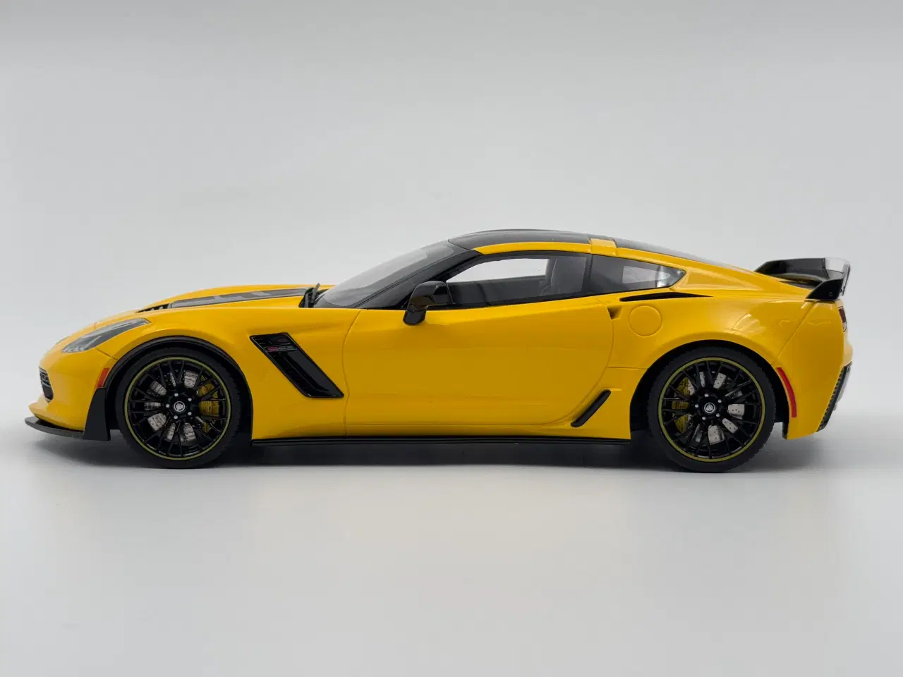 Billede 2 - 2016 Chevrolet Corvette C7 R Edition 1:18 