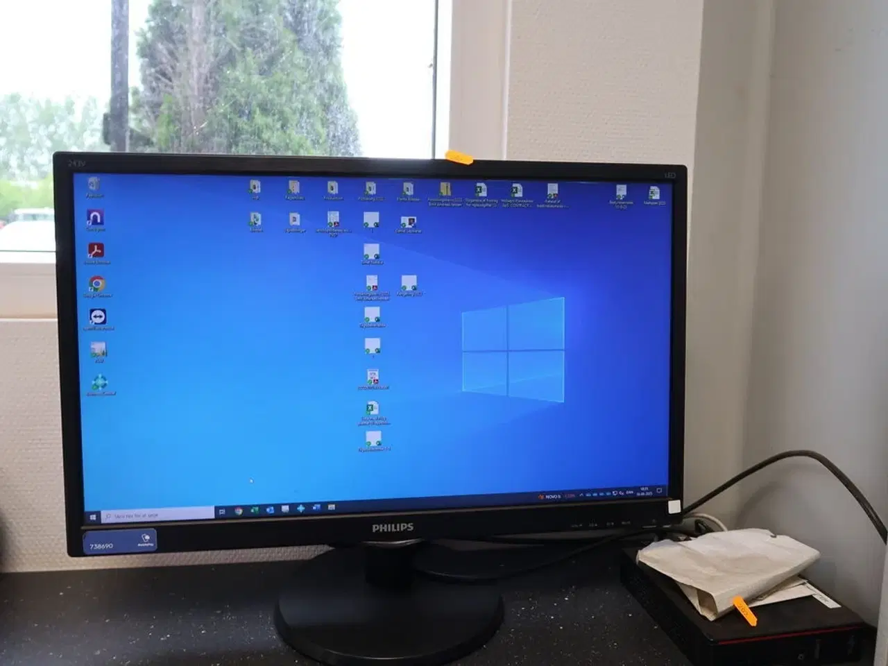 Billede 3 - Computer FUJITSU Esprimo G558 med computerskærm PHILIPS 243V