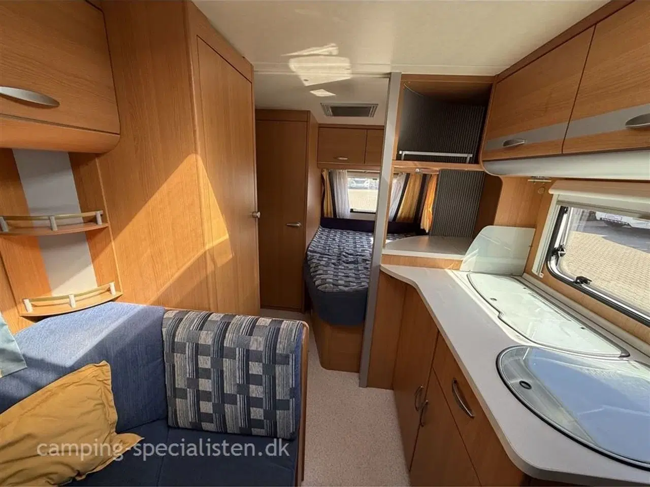 Billede 7 - 2007 - Knaus Sport 450 FS   Knaus Sport 450 FS 2007 - Se den nu hos Camping-Specialisten.dk