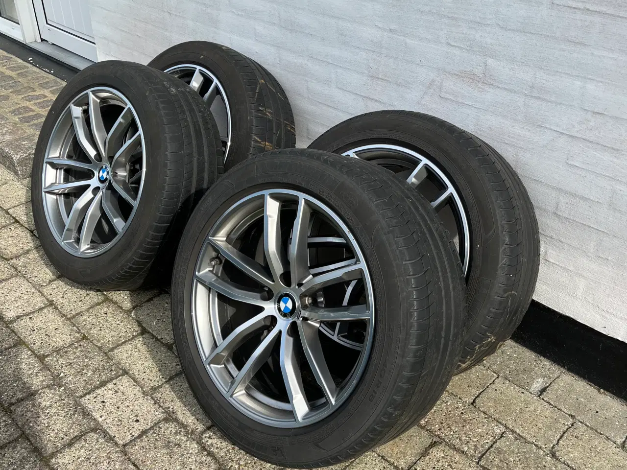 Billede 3 - BMW fælge med dæk