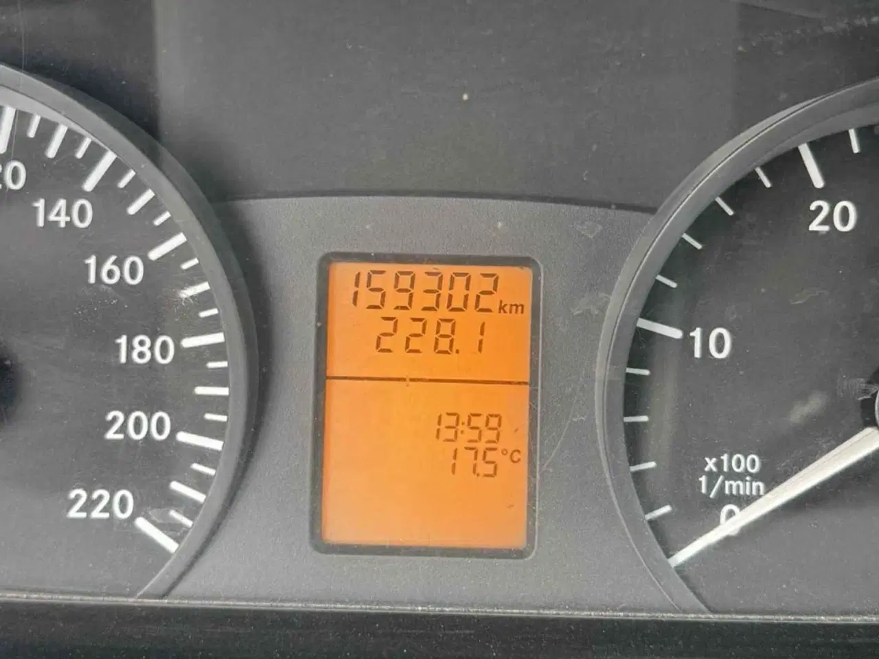 Billede 3 - Mercedes Vito 111 lang mode nysynet