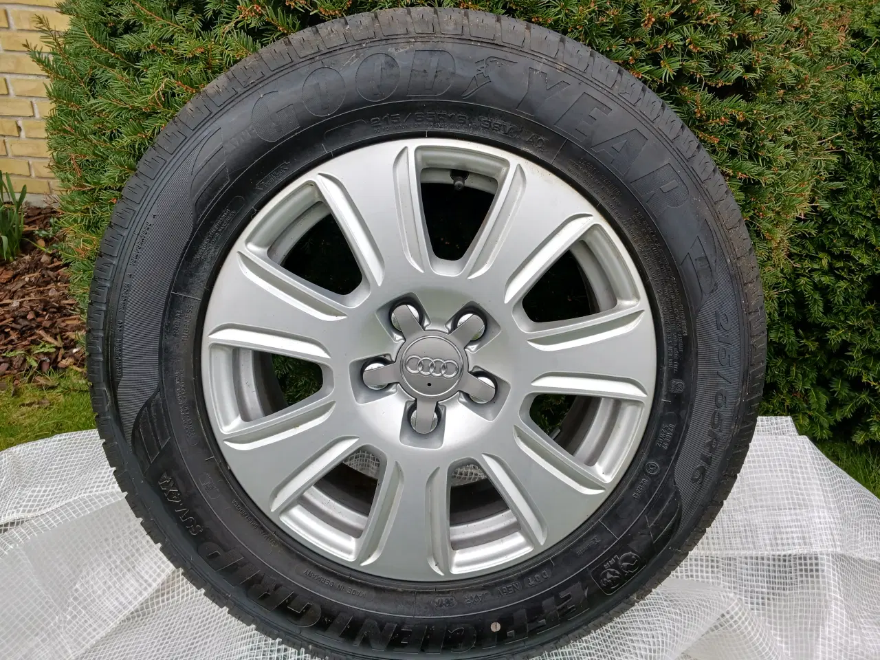 Billede 1 - NYE ORIGINALE AUDI Q3 sommerdæk