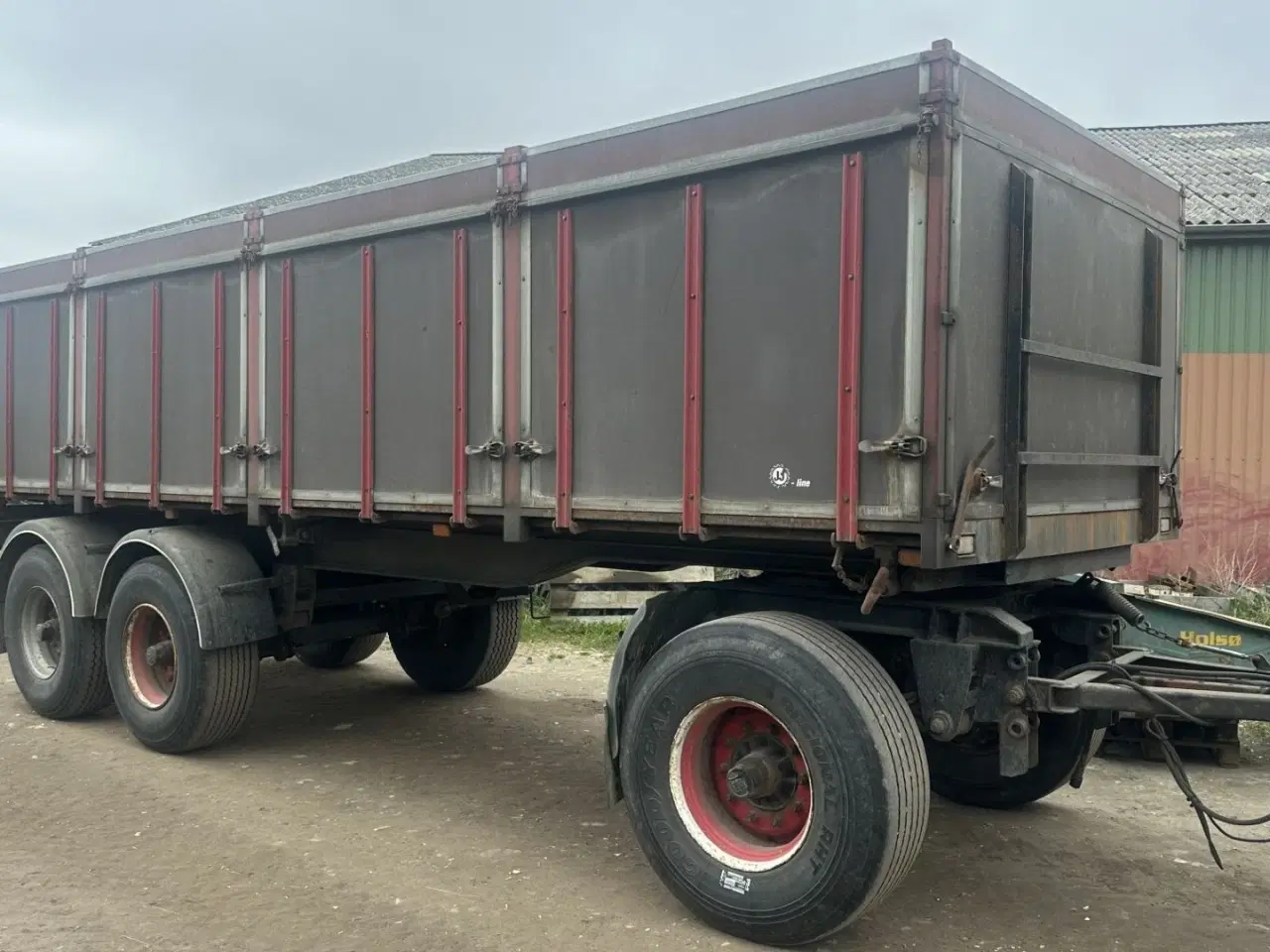 Billede 1 - JJ Vogne 3 akslet anhænger. Velholdt vogn.