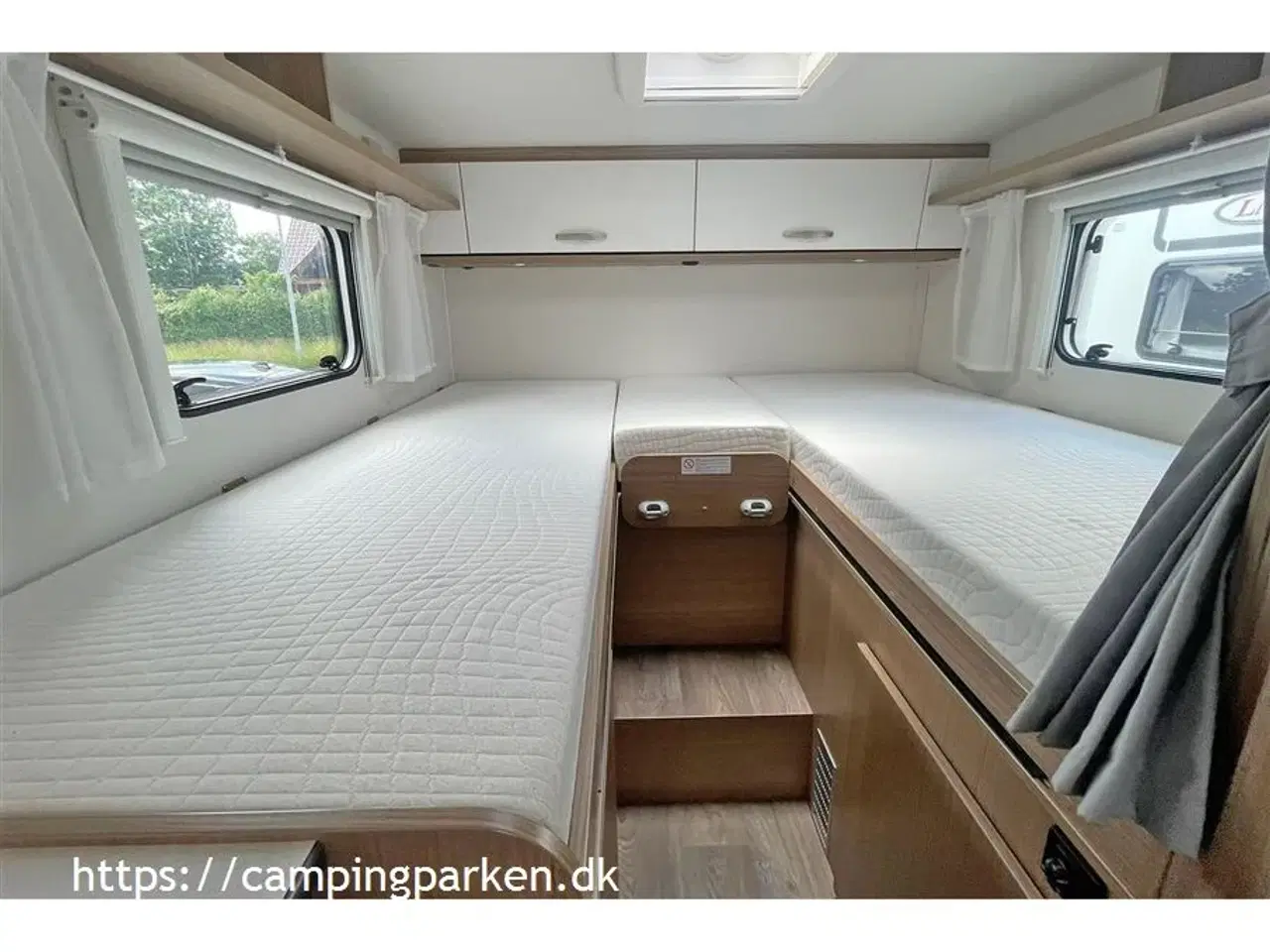 Billede 8 - 2022 - Carado V337 Edition 15   Kompakt autocamper med enkeltsenge, 140 hk og kun kørt 12.200 km