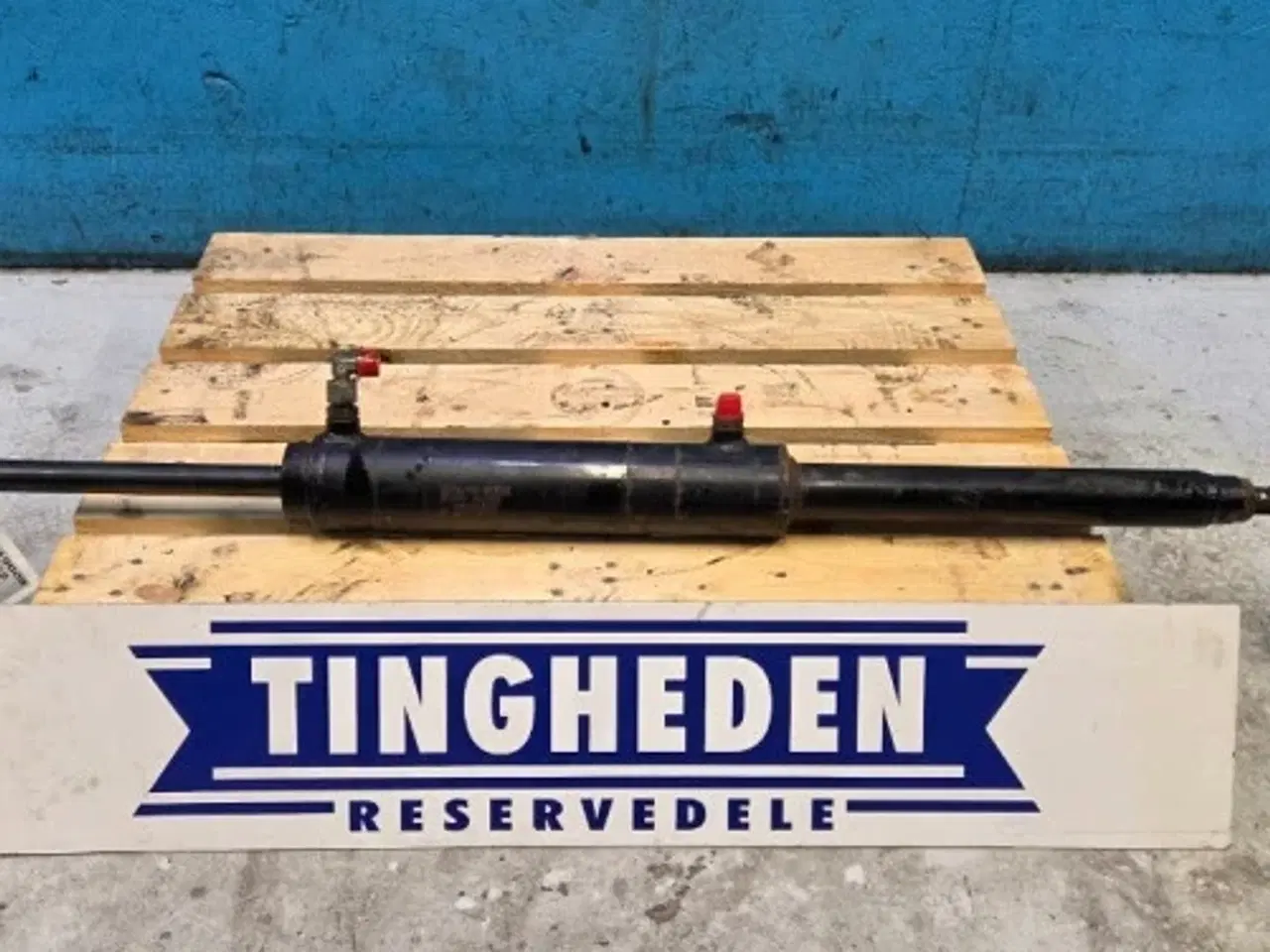 Billede 1 - Massey Ferguson 7252 Styrecylinder 45100025