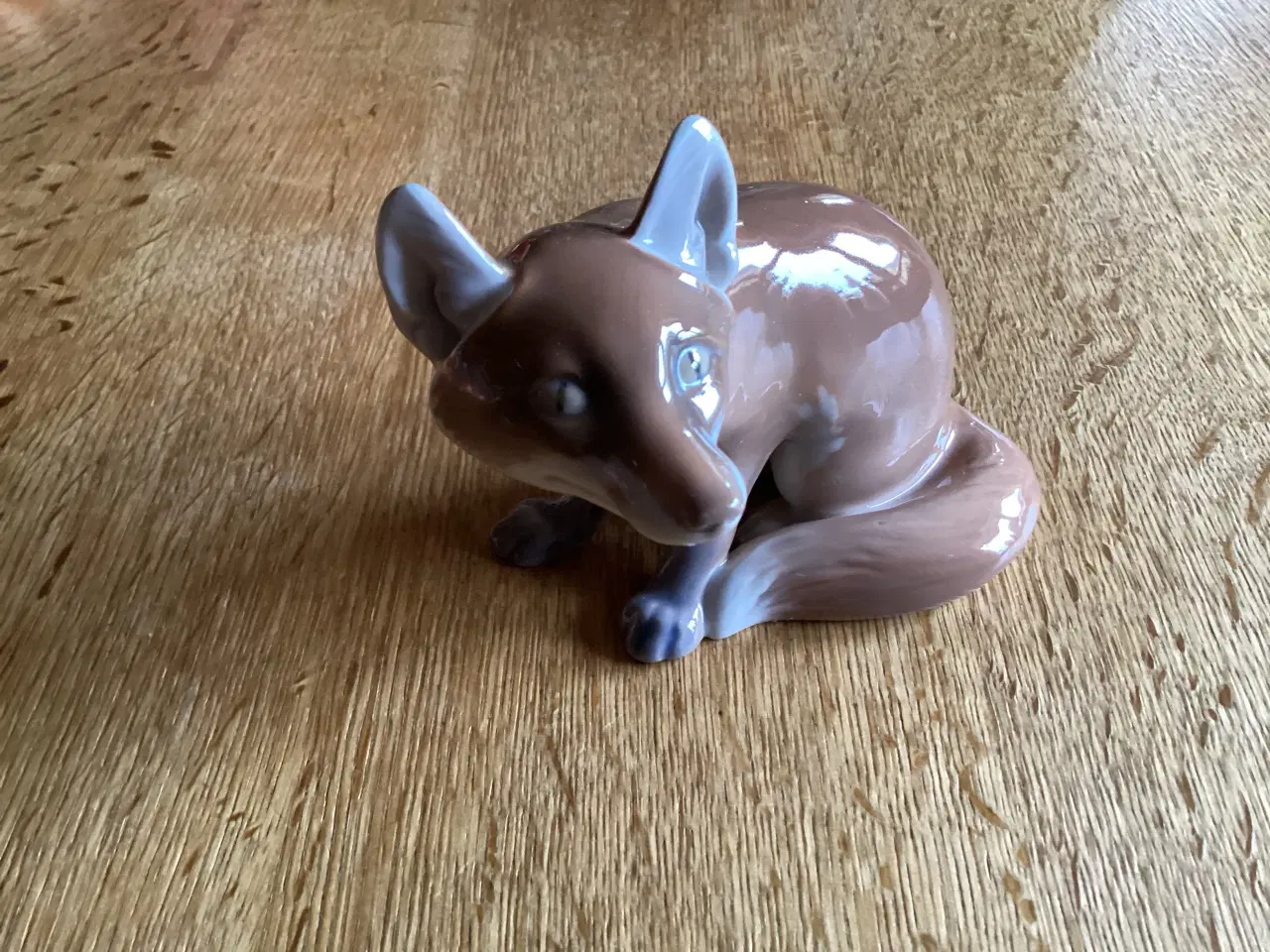 Billede 2 - BG siddende Ræv