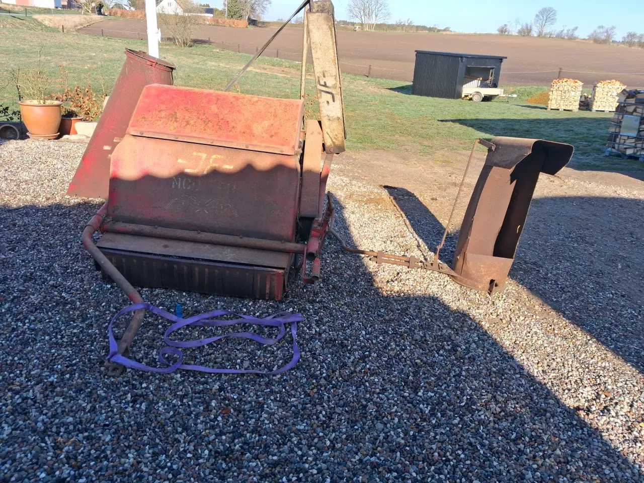 Billede 1 - Jf grønthøster  med tud sælges 